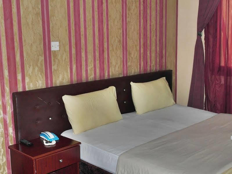 Golden Star Hotel 迪拜 外观 照片